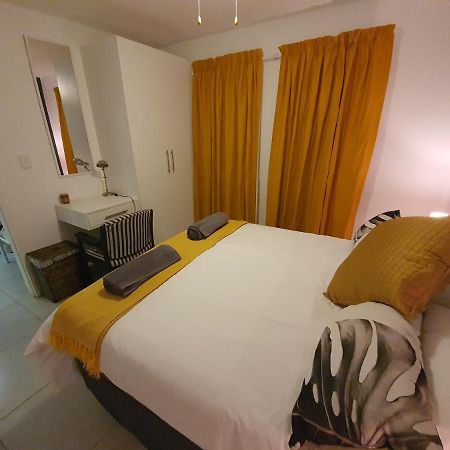 South Seas Safari @ The Bridge Apartments Saint Lucia Estuary 외부 사진